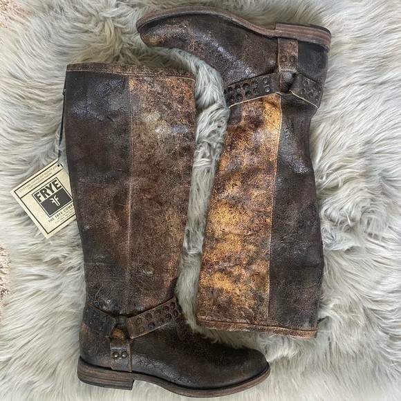NWT FRYE Phillip Studded Tall Distressed Leather Riding Boots Size 8